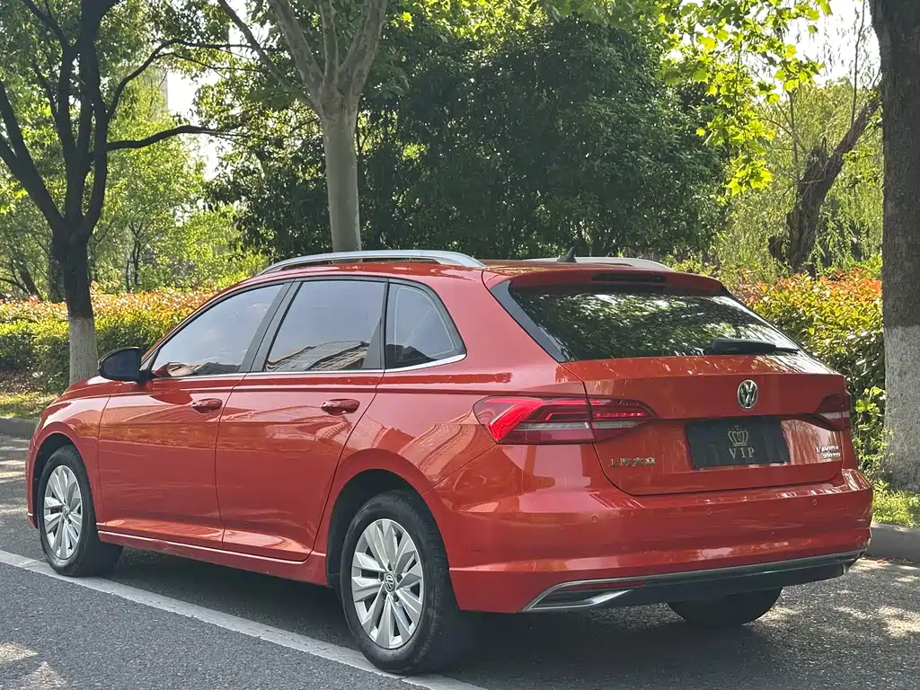 Lavida 2018 Hatchback 200TSI DSG Comfort Edition National V купить на сайте DeffCars