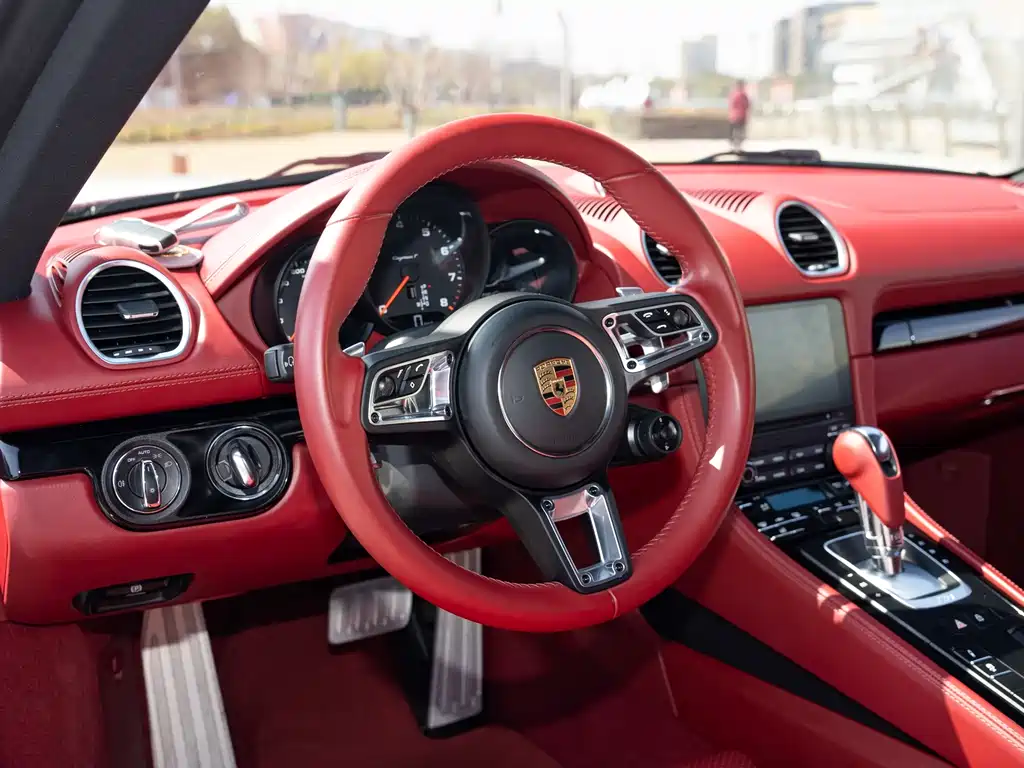 Porsche 718 2022 Cayman T 2.0T купить на сайте DeffCars