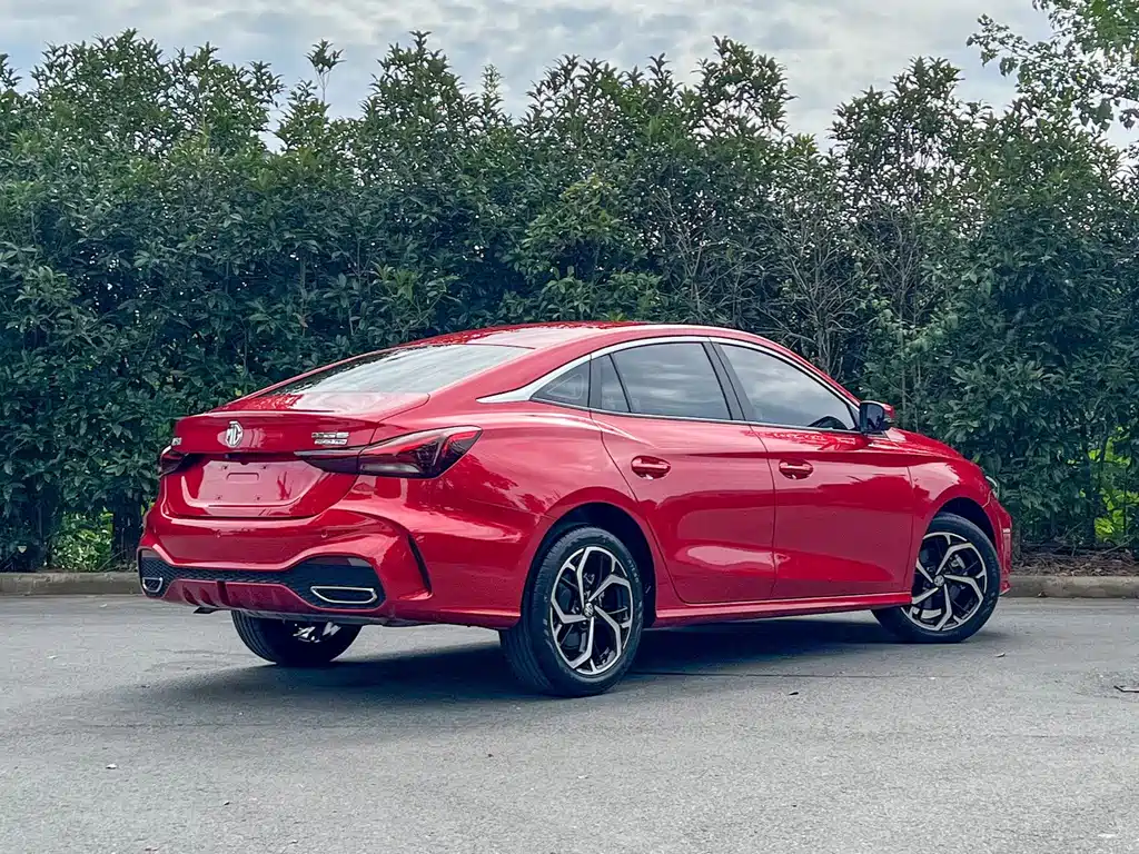 MG5 2025款 300TGI 全球旗舰版 купить на сайте DeffCars