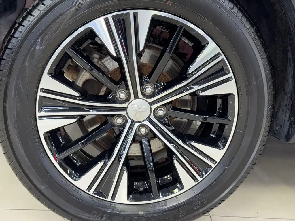 Yige 2018 1.5T CVT four-wheel drive real version купить на сайте DeffCars