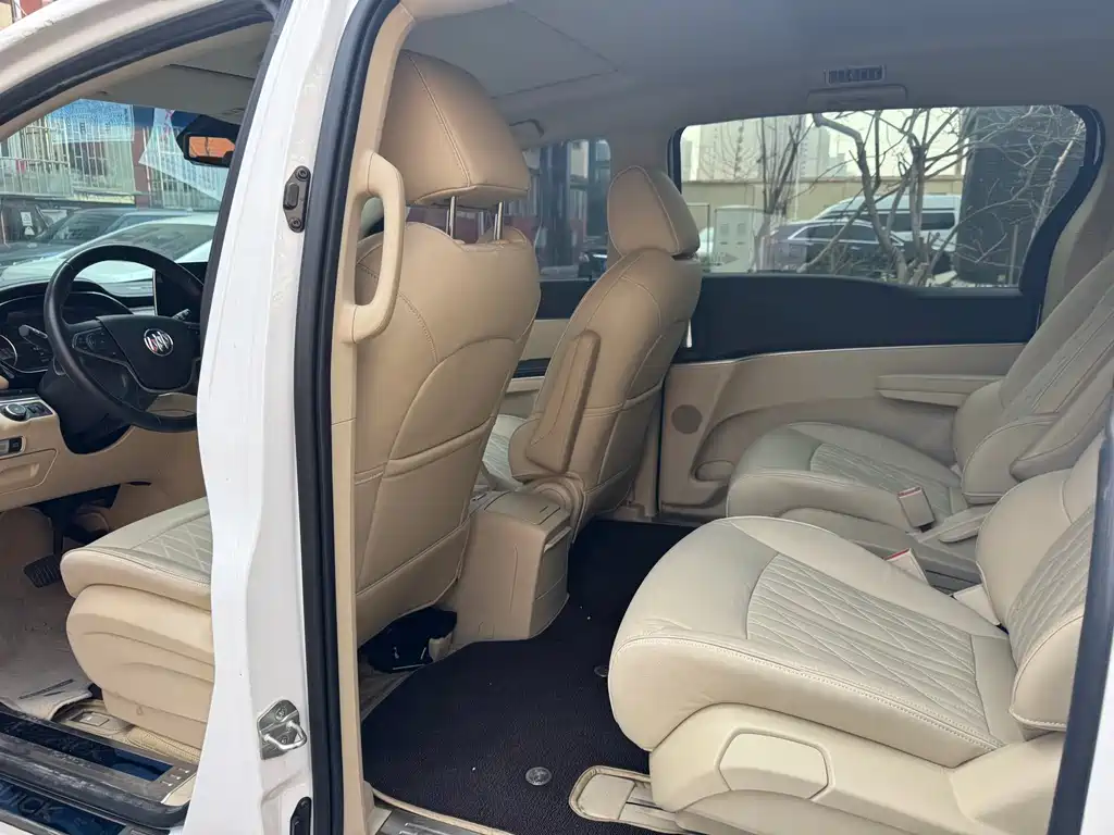 Buick GL8 2023 Land Business Class 652T Luxury купить на сайте DeffCars