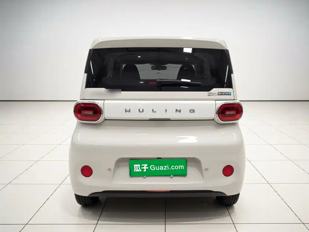 Hongguang MINIEV 2024 third generation 215km advanced version купить на сайте DeffCars