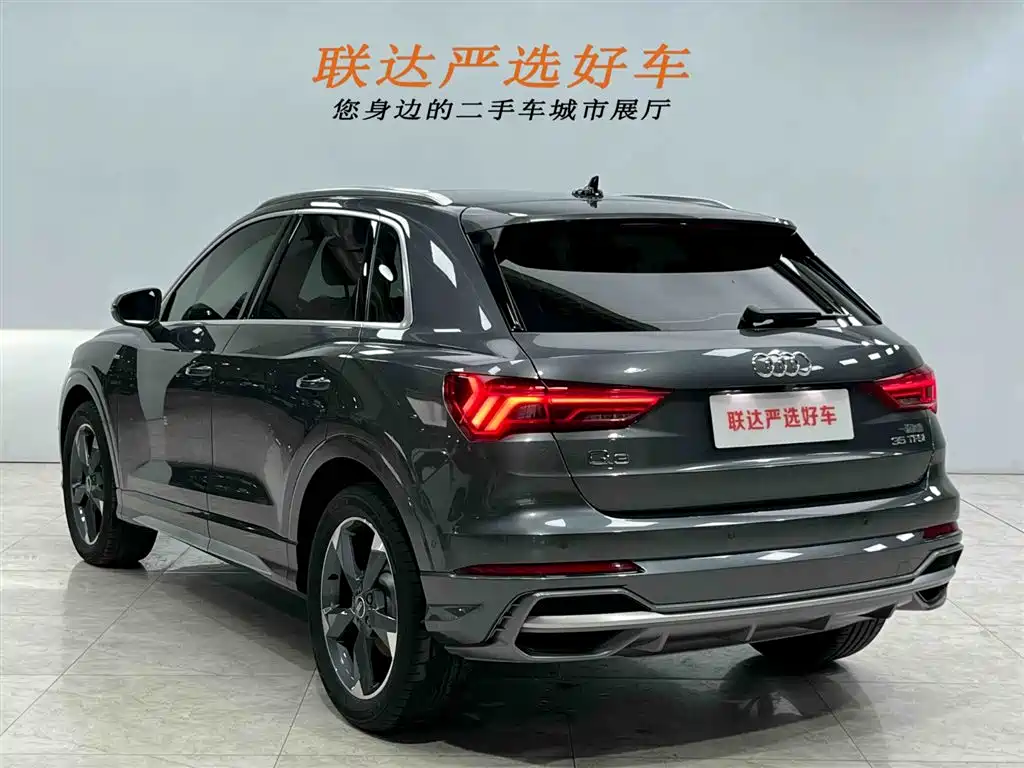 Audi Q3 2022 35 TFSI Fashionable and Dynamic купить на сайте DeffCars