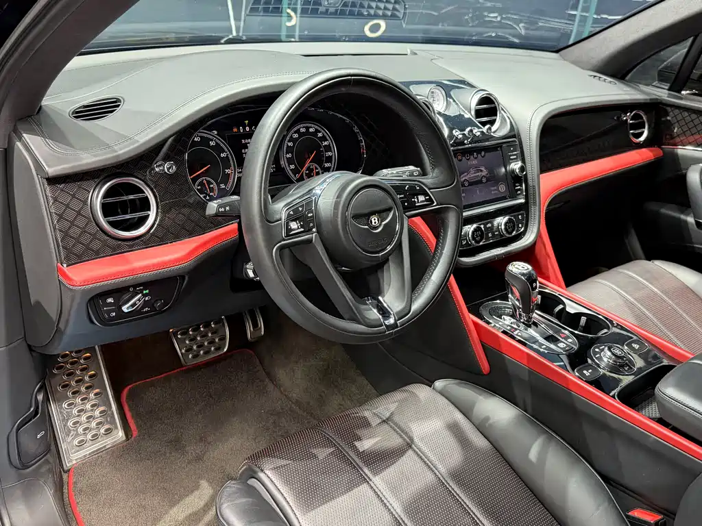 Bentayga 2018 4.0T V8 купить на сайте DeffCars