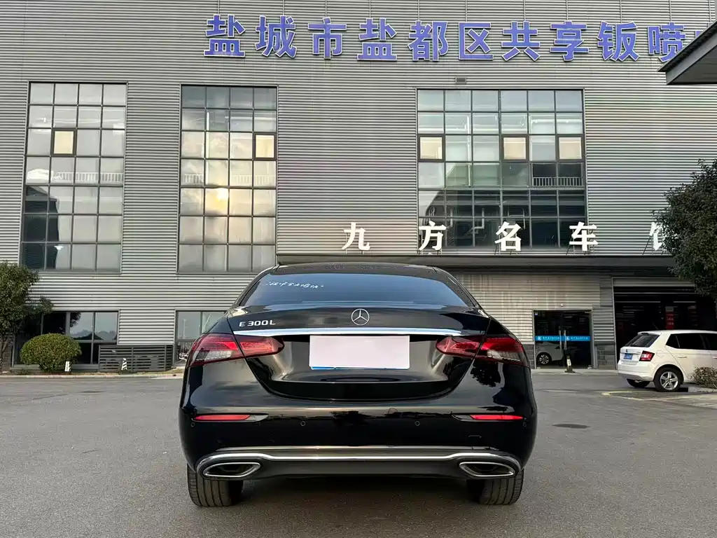 Mercedes-Benz E-Class 2022 Model Two E 300 L Fashion Model купить на сайте DeffCars