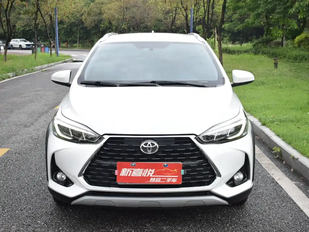 YARiS L Zhixuan 2022 Zhixuan X 1.5L CVT luxury PLUS version купить на сайте DeffCars