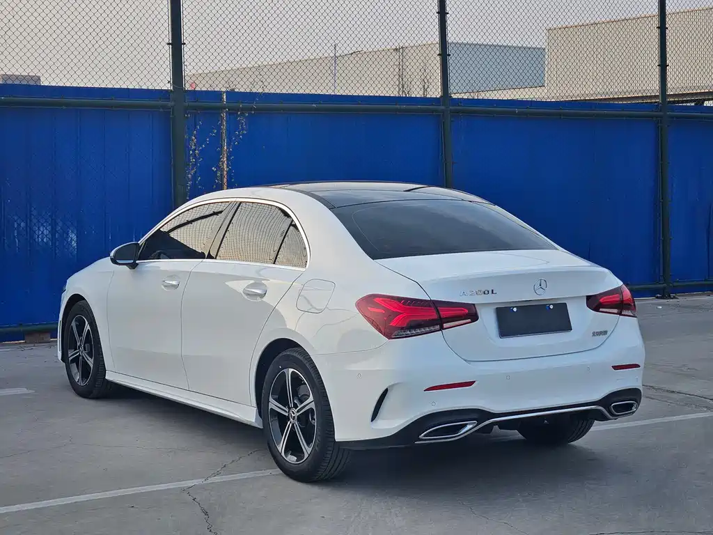 Mercedes-Benz A-Class 2022 Model 2 A 200 L Sports Sedan Fashionable купить на сайте DeffCars