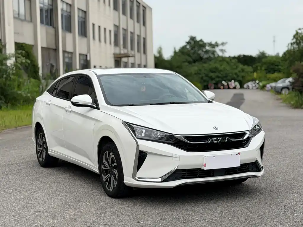 Yixuan 2021 230T automatic chasing engine version купить на сайте DeffCars