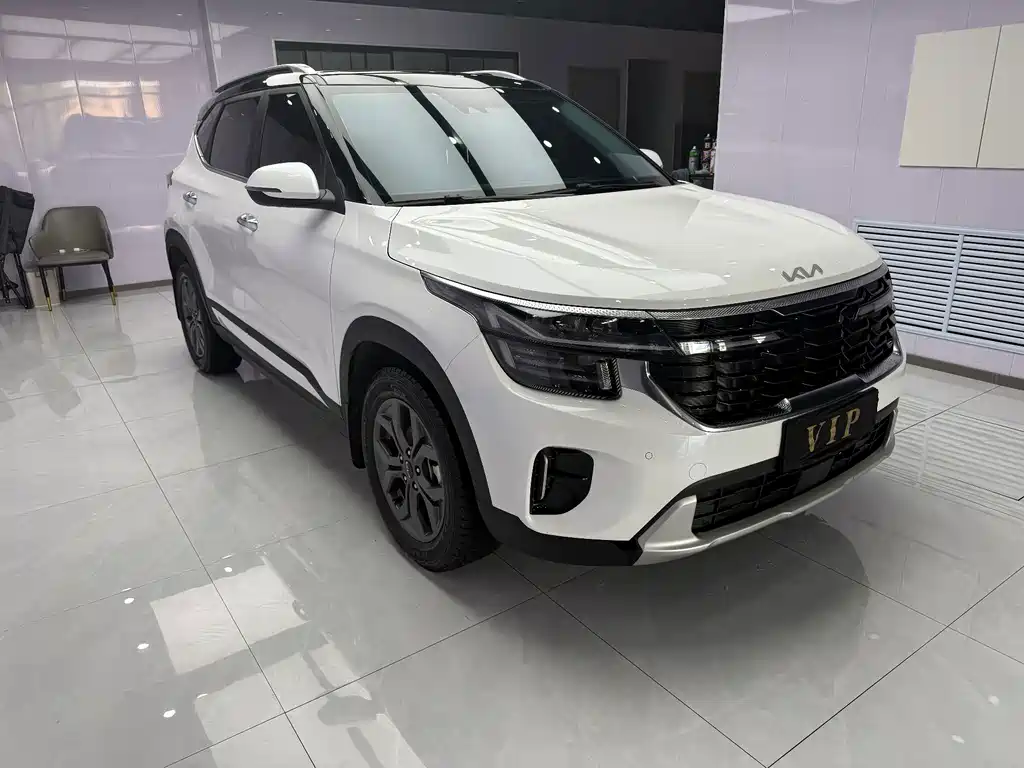Seltos 2023 1.5L CVT luxury version купить на сайте DeffCars