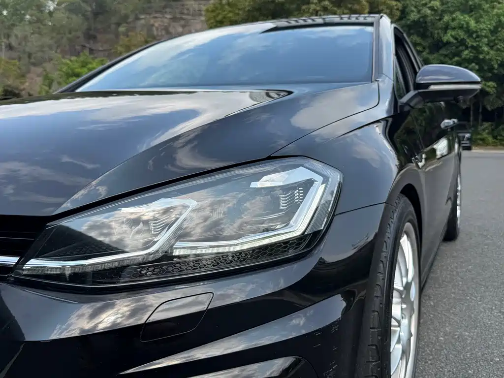 Golf 2020 Beloved Edition 280TSI DSG R-Line купить на сайте DeffCars