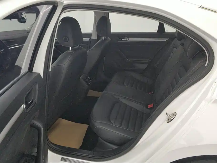 Lingdu 2017 280TSI DSG Comfort Edition купить на сайте DeffCars