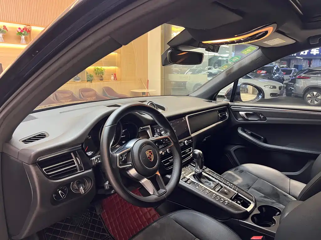 Macan 2018 Macan 2.0T купить на сайте DeffCars