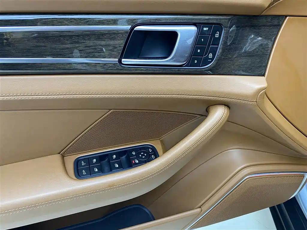 Panamera 2023 Panamera 4 Sport Turismo 2.9T купить на сайте DeffCars