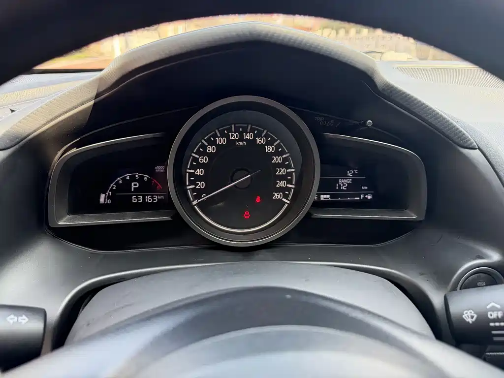 Mazda3 Angkesela 2017 Sedan 1.5L Automatic Comfort Type National V купить на сайте DeffCars