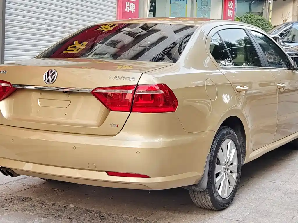 Lavida 2013 facelift 1.4TSI DSG comfort version купить на сайте DeffCars