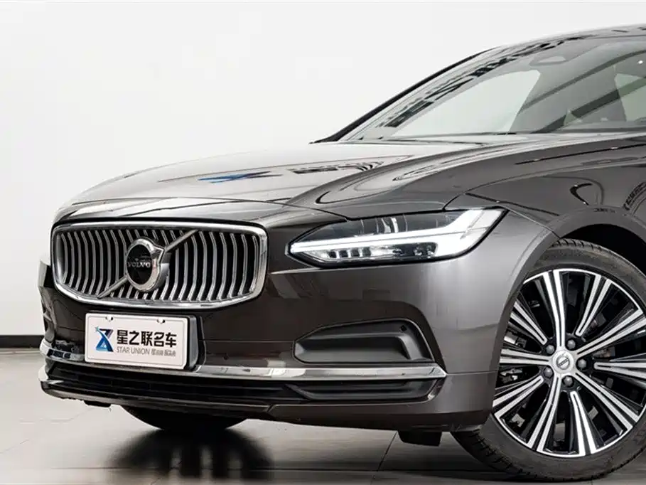 Volvo S90 2023 B5 Zhiyuan Luxury Edition купить на сайте DeffCars