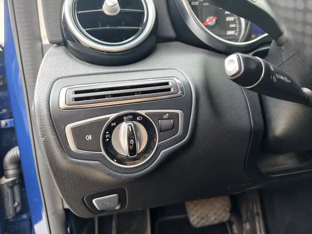 Mercedes-Benz C-Class 2016 C 200 L Sports купить на сайте DeffCars
