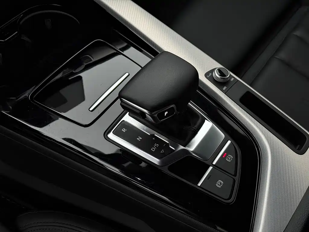 Audi A5 imported 2023 Sportback 40 TFSI fashionable and dynamic купить на сайте DeffCars