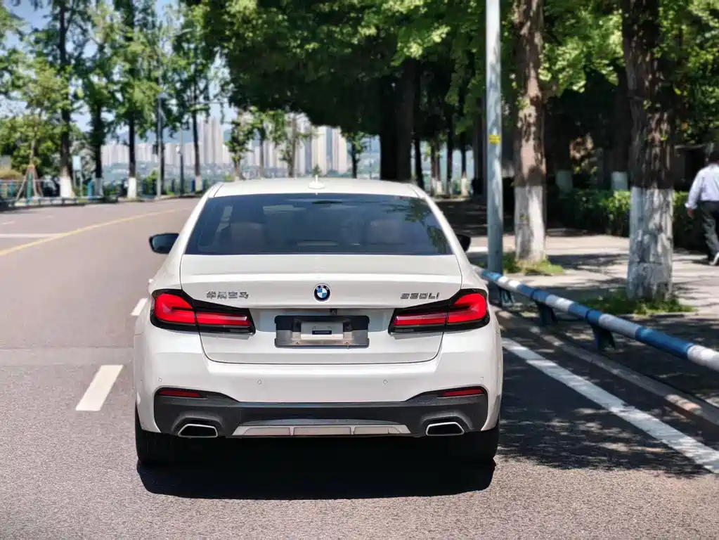 BMW 5 Series 2021 525Li M Sports Package купить на сайте DeffCars
