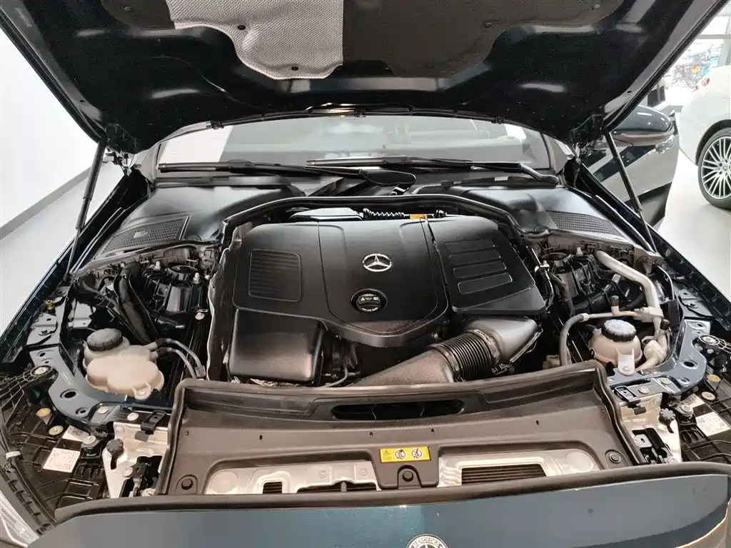 Mercedes-Benz C-Class 2023 facelift C 200 L sports version купить на сайте DeffCars