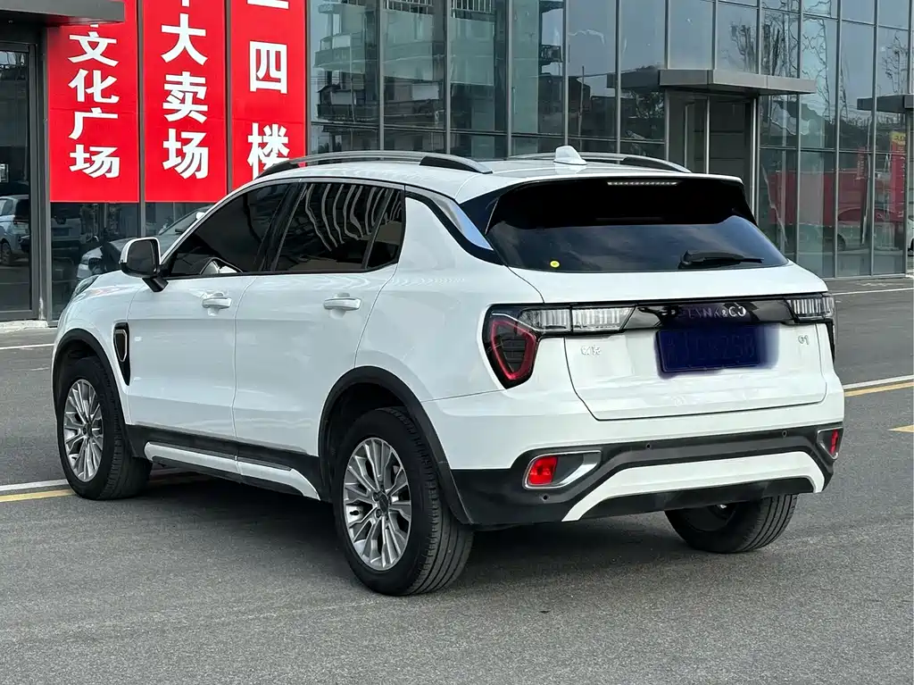 Lynk & Co 01 2017 2.0T two-wheel drive version купить на сайте DeffCars