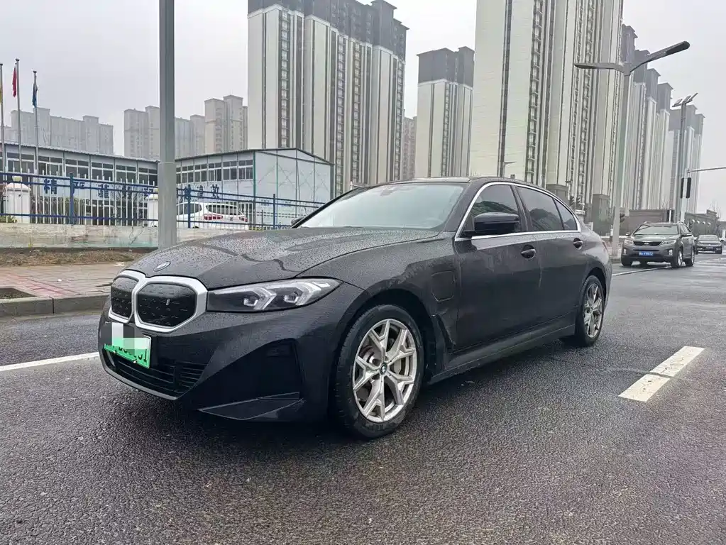 BMW i3 2024 eDrive 35 L купить на сайте DeffCars