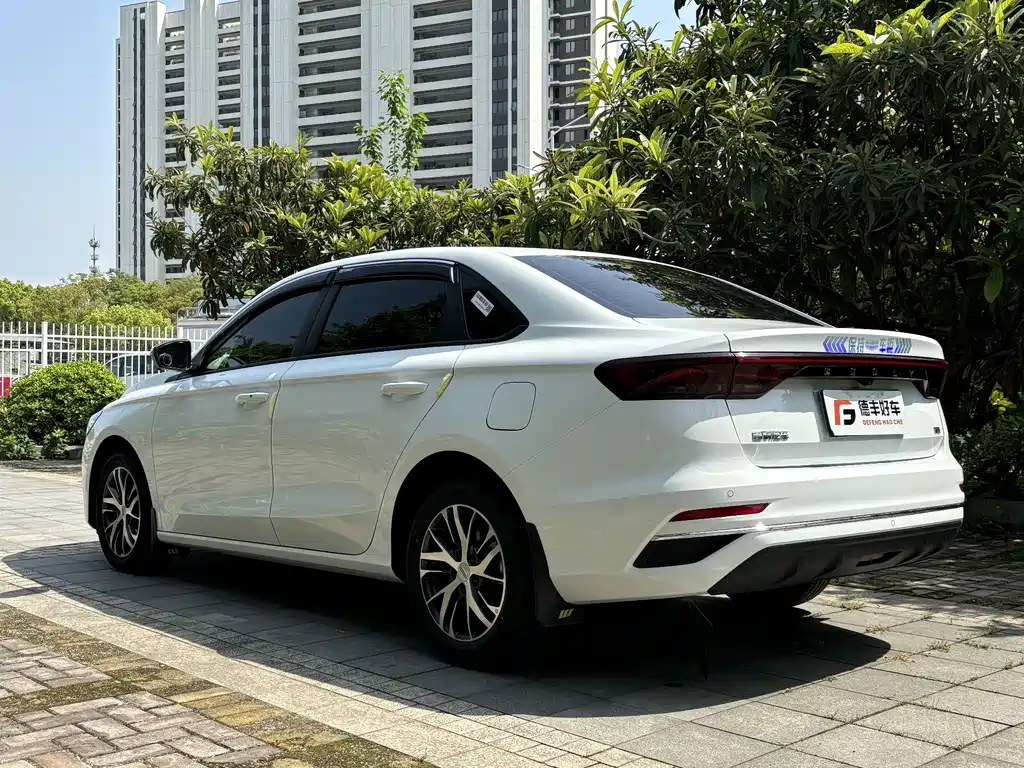 Emgrand 2025 4th Generation 1.5L CVT Dragon Edition купить на сайте DeffCars