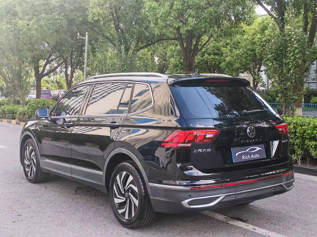 Tiguan L 2022 330TSI automatic two-wheel drive smart version купить на сайте DeffCars