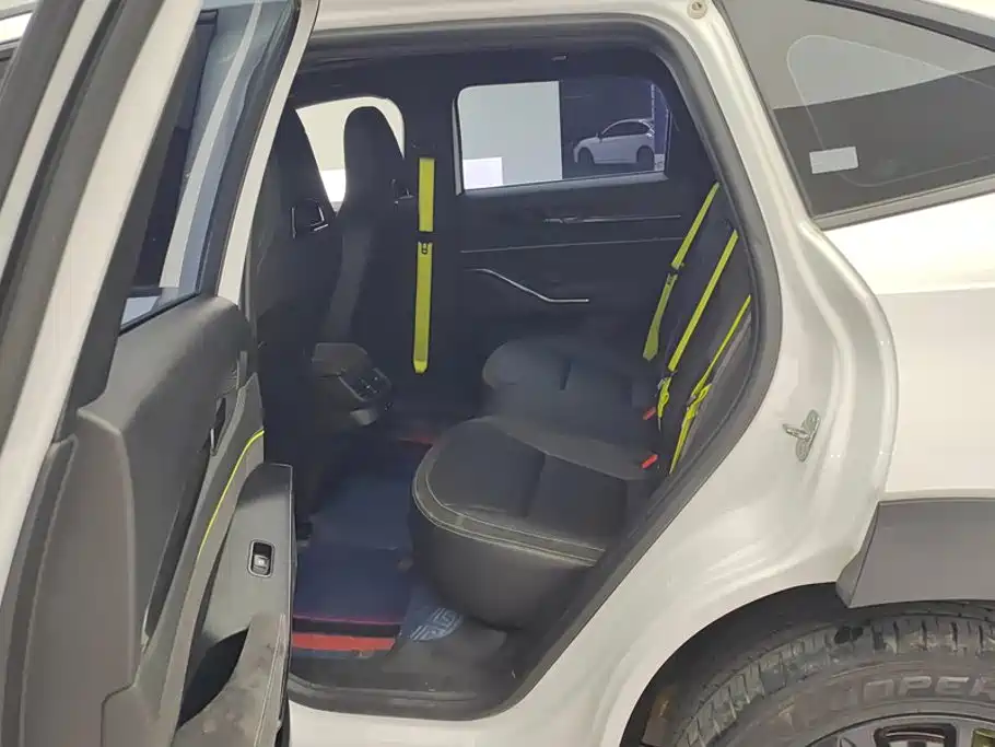 Haval H6S 2022 2.0T four-wheel drive trendy version купить на сайте DeffCars