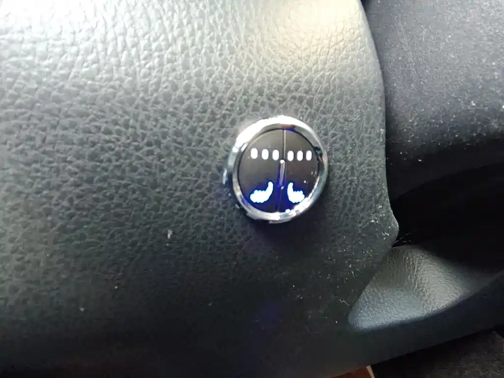 YARiS L Zhixuan 2022 Zhixuan X 1.5L CVT luxury PLUS version купить на сайте DeffCars