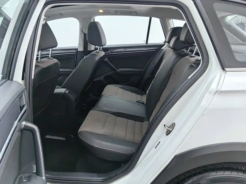 C-TREK Weiling 2020 1.5L automatic comfort model купить на сайте DeffCars