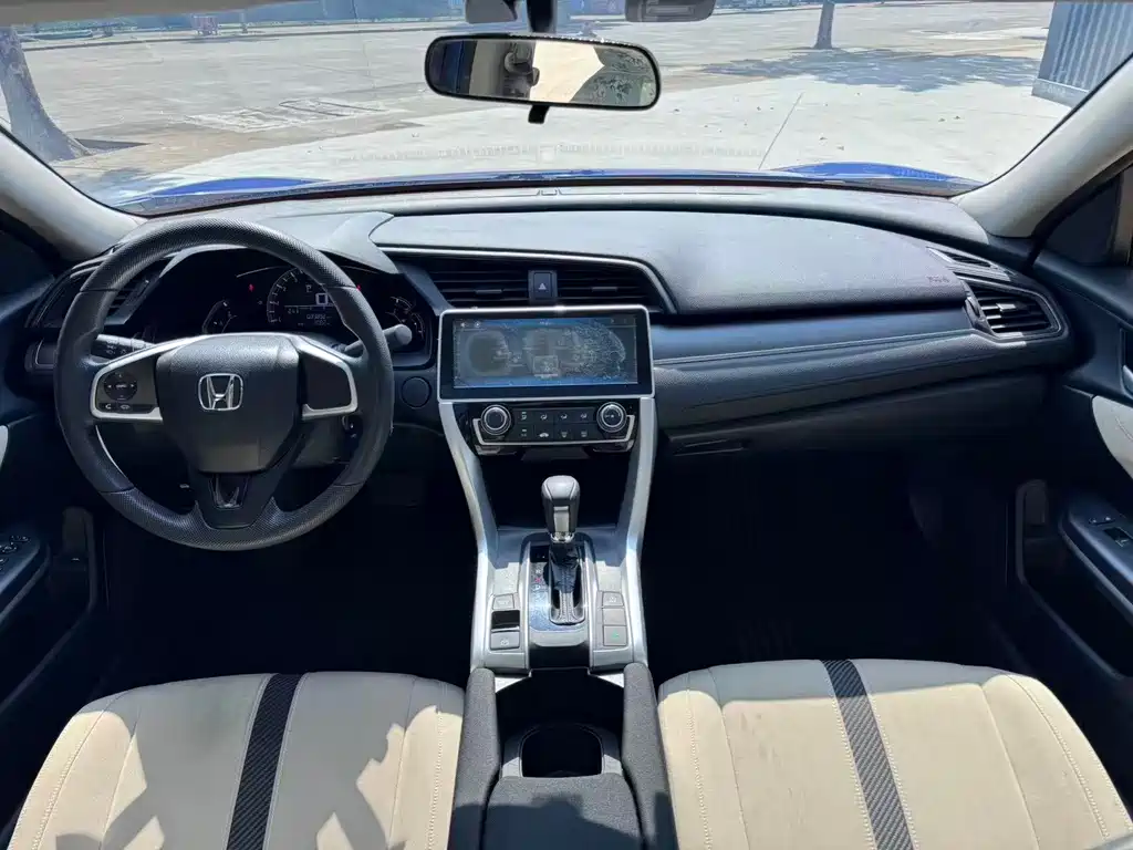 Civic 2016 180TURBO CVT Comfort Edition купить на сайте DeffCars