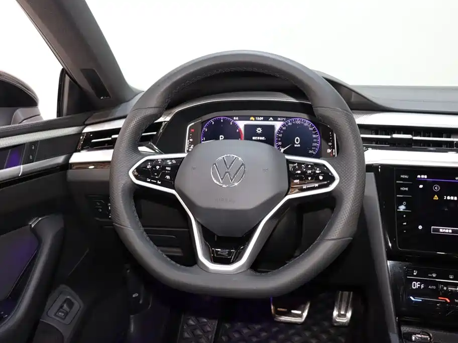 FAW-Volkswagen CC 2023 380TSI eye-catching version купить на сайте DeffCars