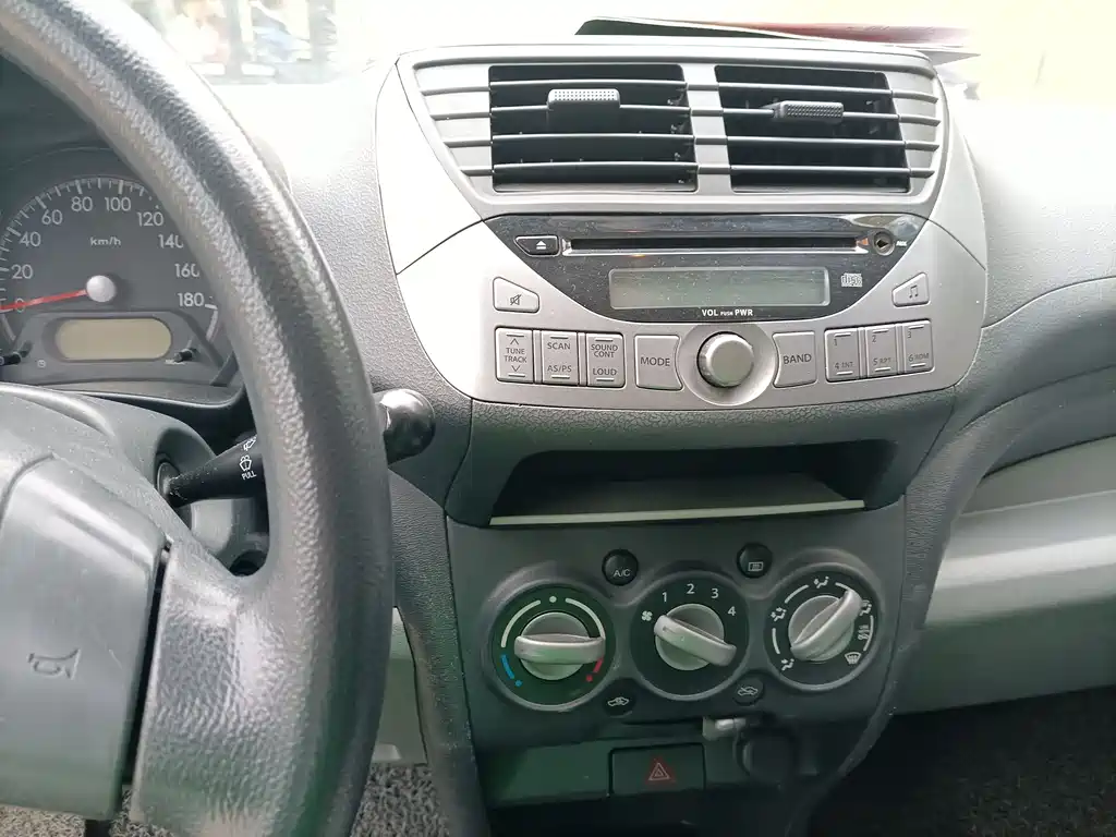 Alto 2013 1.0L automatic luxury model купить на сайте DeffCars