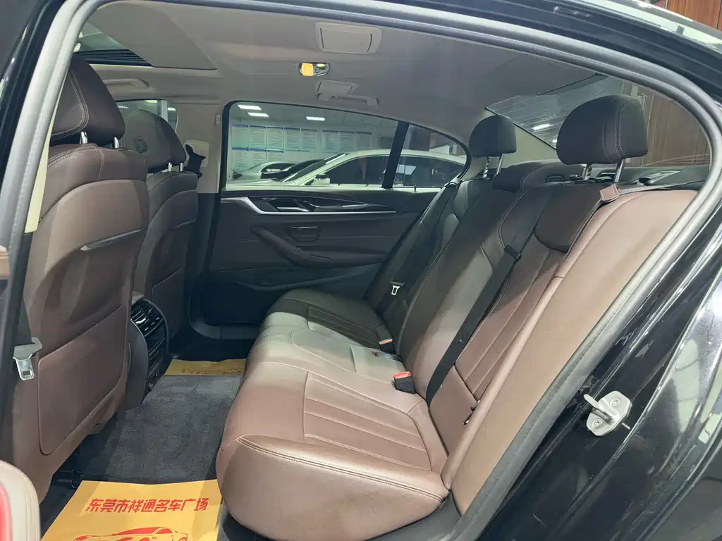 BMW 5 Series 2020 525Li Luxury Package купить на сайте DeffCars