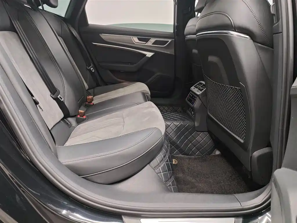 Audi A6L 2023 facelift 45 TFSI premium dynamic model купить на сайте DeffCars