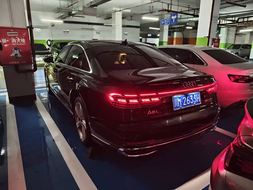 Audi A8 2023 A8L 50 TFSI quattro Premium Selection купить на сайте DeffCars