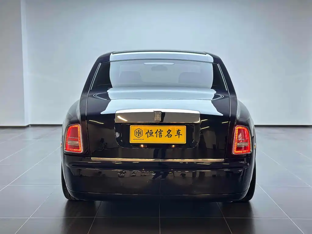 Phantom 2013 6.7L Standard Edition купить на сайте DeffCars