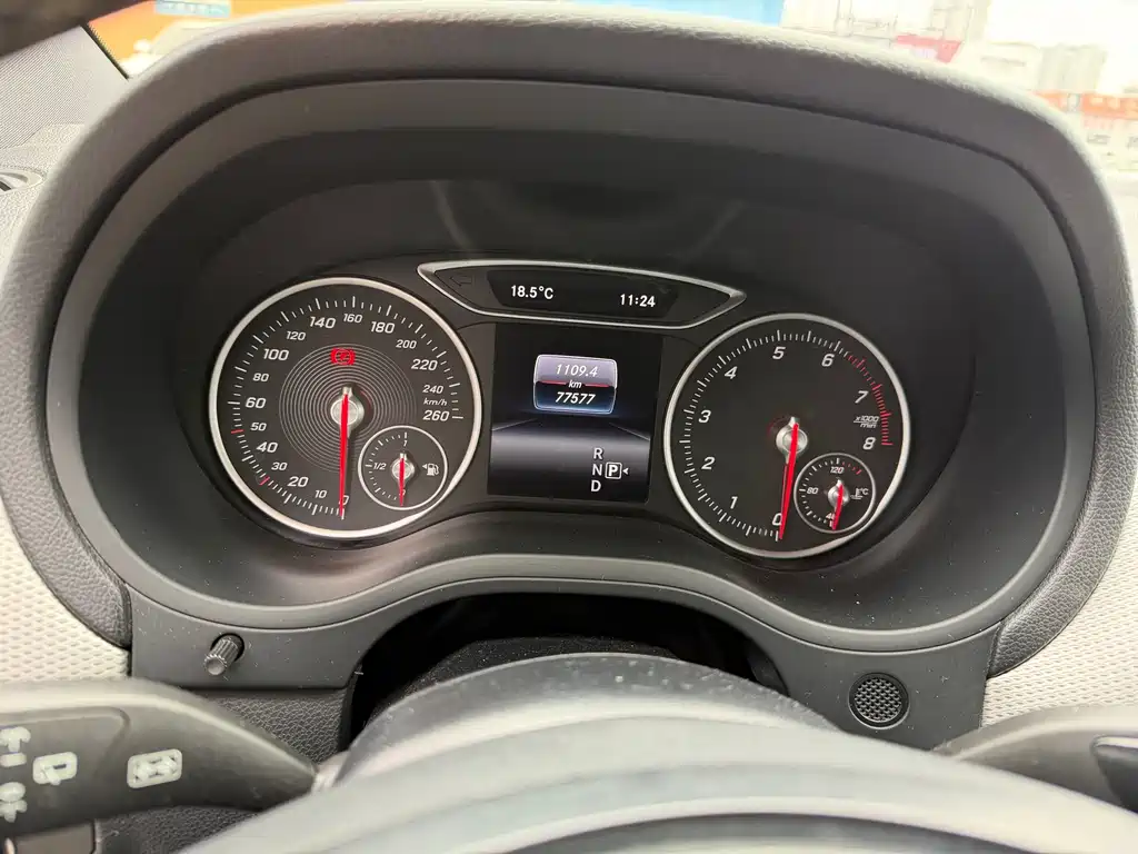 Mercedes-Benz B-Class 2018 B 200 Fashion Model купить на сайте DeffCars