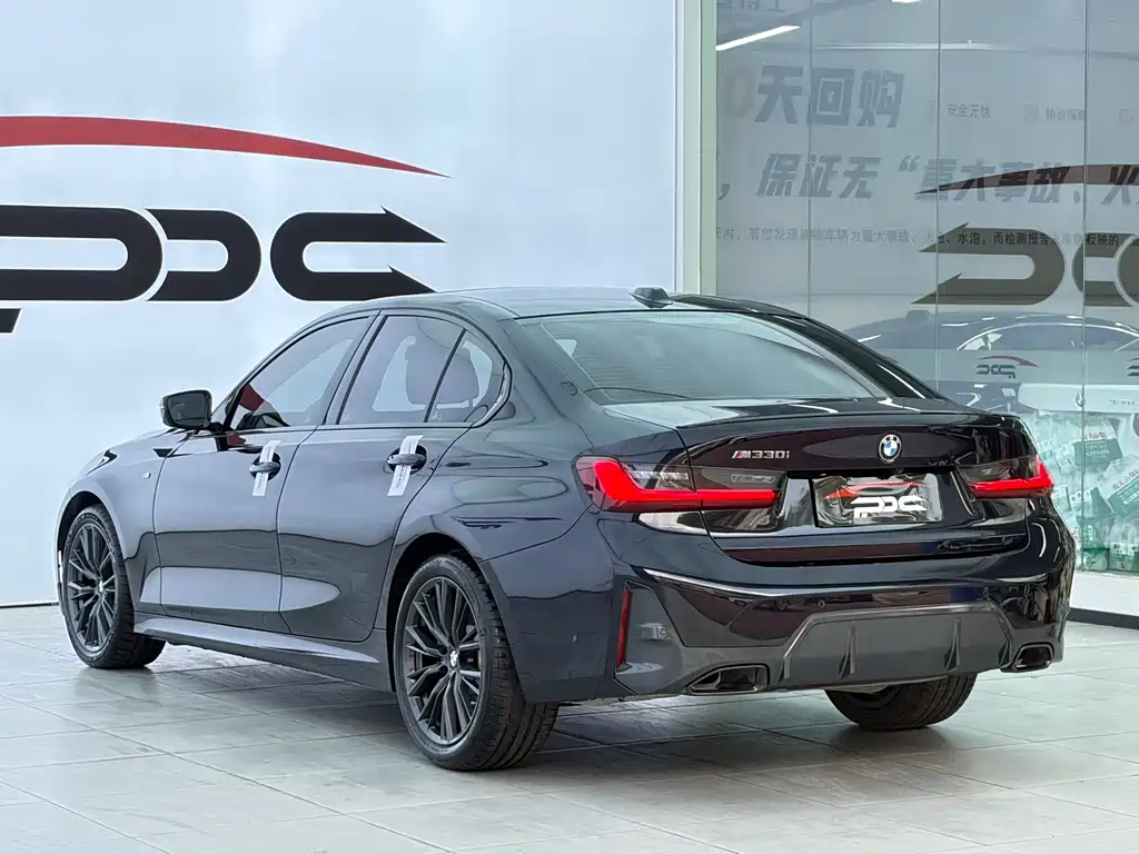 BMW 3 Series 2024 330i M Sports Night Package купить на сайте DeffCars