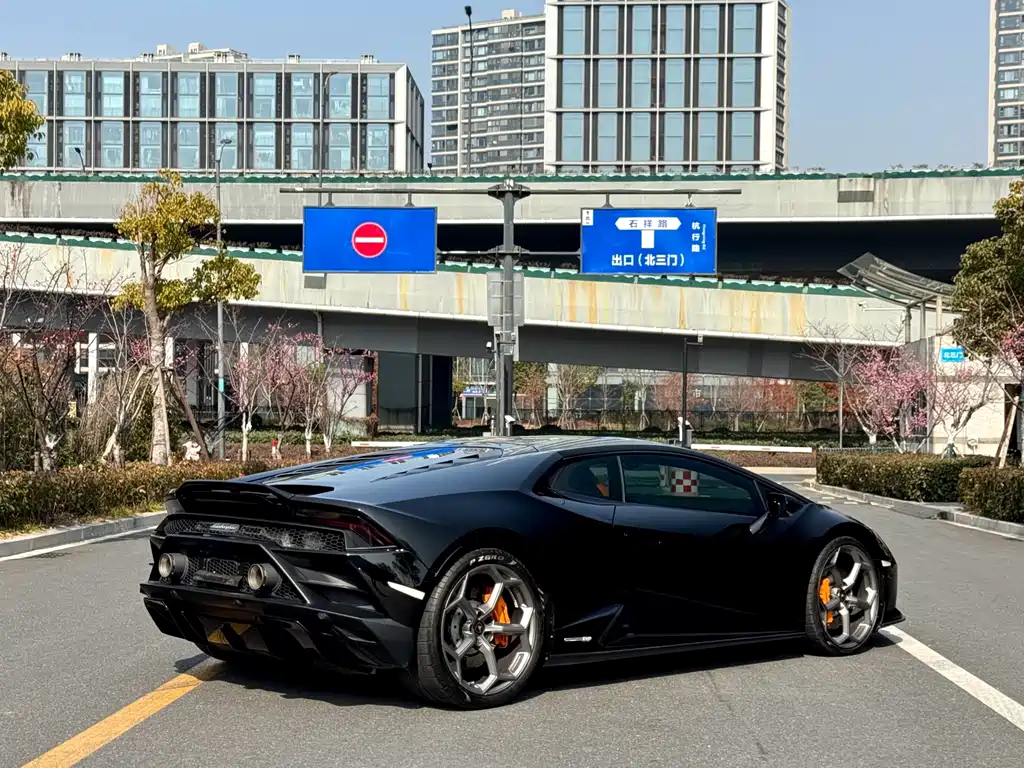 Huracán 2020 Huracán EVO RWD купить на сайте DeffCars