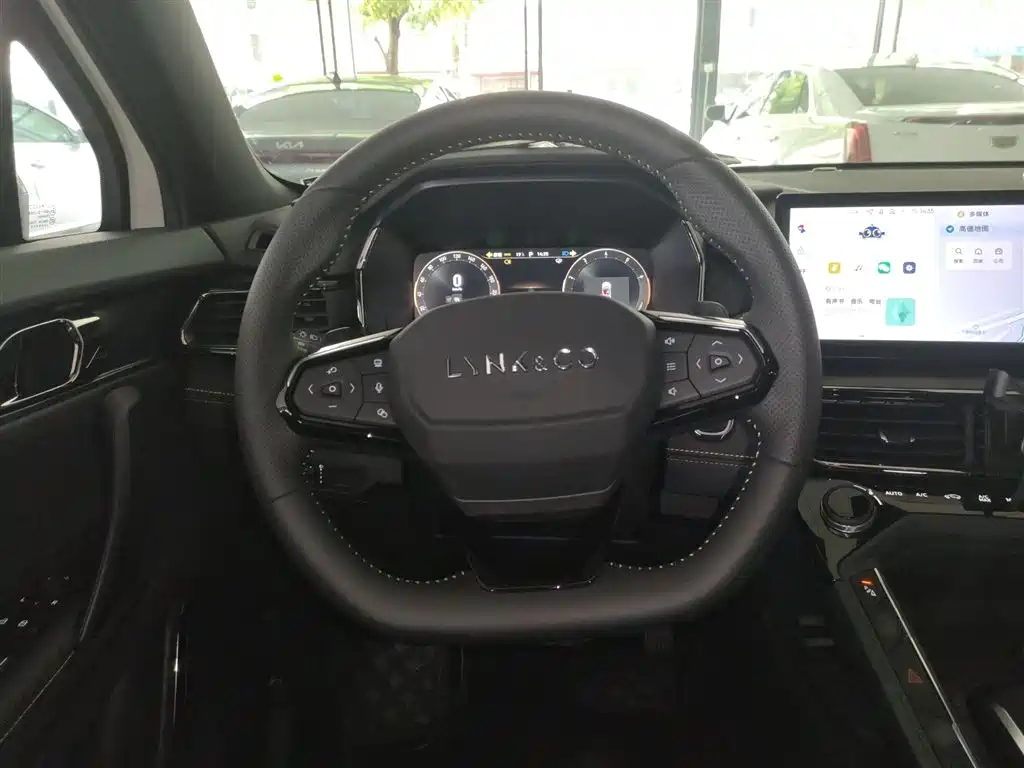 Lynk & Co 06 2023 Remix 1.5T Jin Halo купить на сайте DeffCars