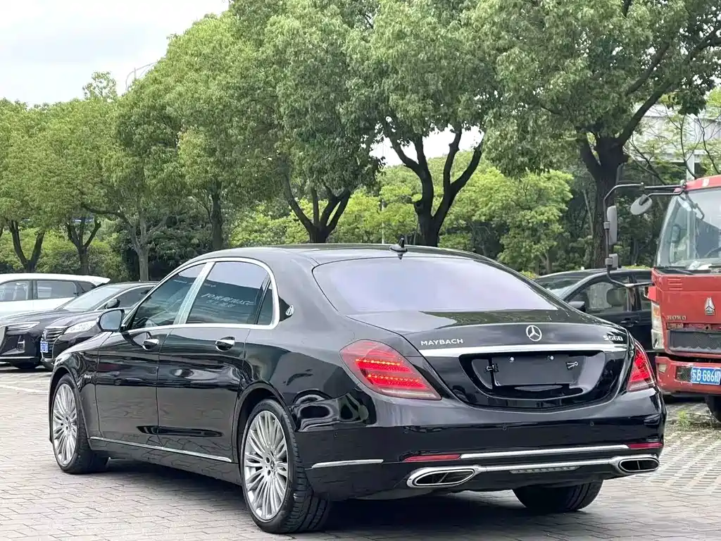 Maybach S-Class 2018 S 560 4MATIC купить на сайте DeffCars