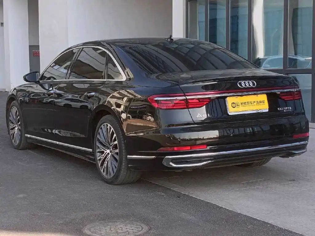 Audi A8 2023 A8L 50 TFSI quattro Premium Selection купить на сайте DeffCars