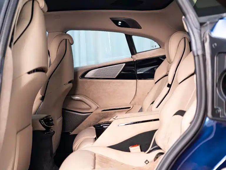 Purosangue 2023 6.5L V12 купить на сайте DeffCars