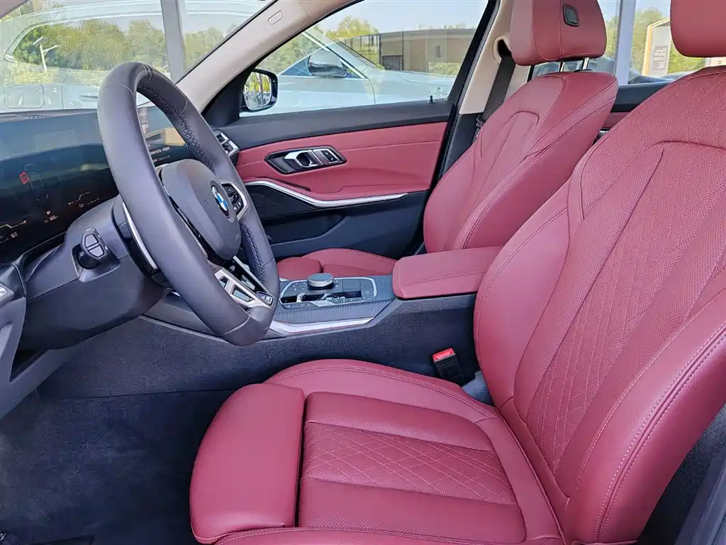 BMW 3 Series 2025 325Li M Sports Package купить на сайте DeffCars