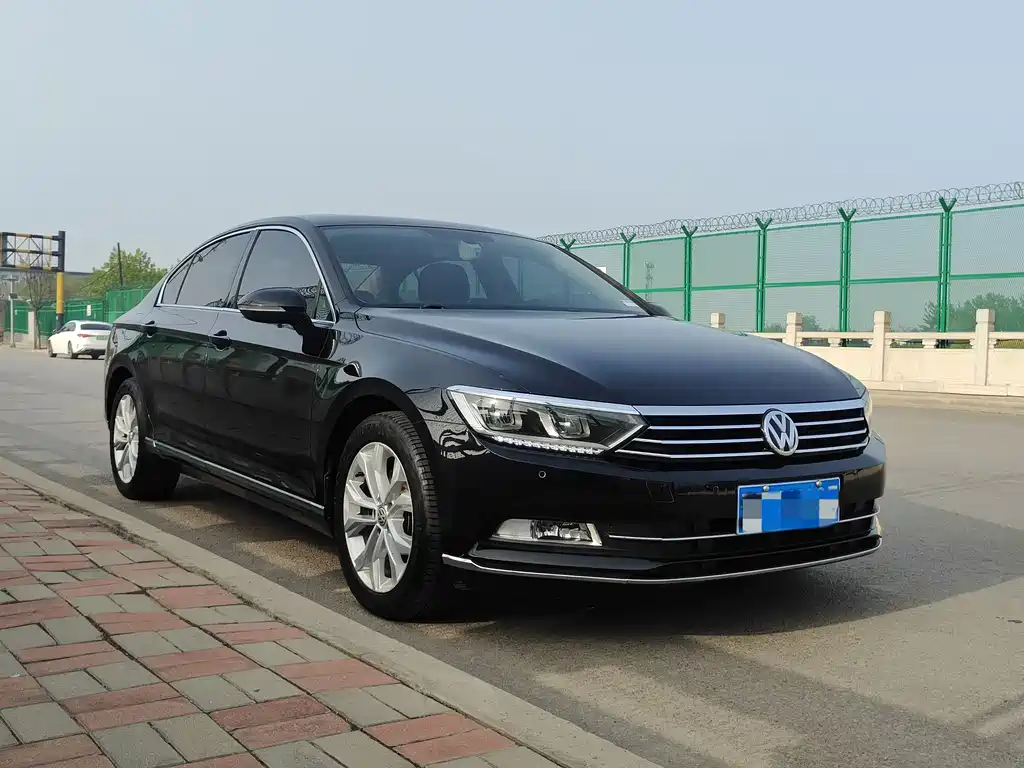 Magotan 2017 330TSI DSG luxury model купить на сайте DeffCars