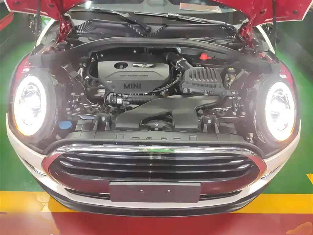 MINI CLUBMAN 2018 1.5T COOPER Artist купить на сайте DeffCars