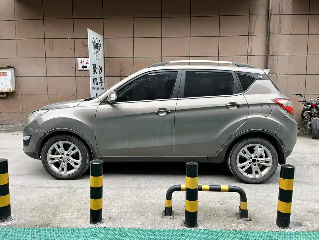 Changan CS35 2012 1.6L automatic luxury model National V купить на сайте DeffCars