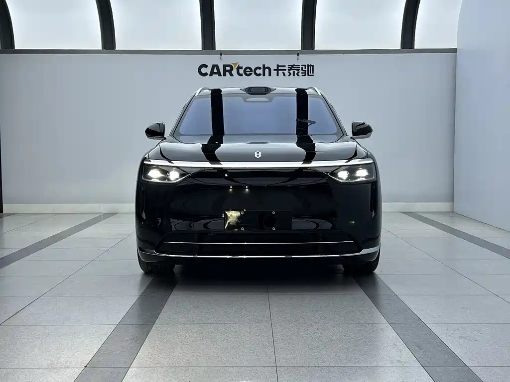 Wenjie M8 2025 extended range Max+ version 53.4kWh 5-seat version 192-line lidar) купить на сайте DeffCars
